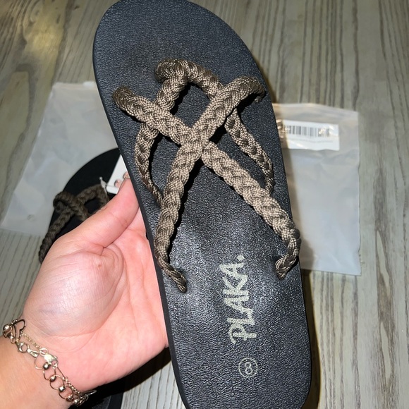 PLAKA flip flops splash sandals - Picture 9 of 10